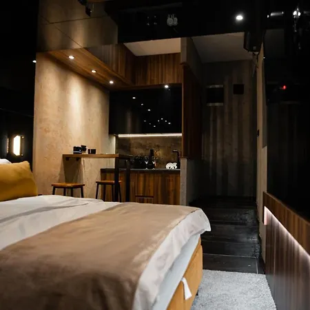 Apartament Malux Ni